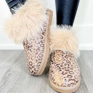 BNIB Leopard Metallic Faux Fur Booties
